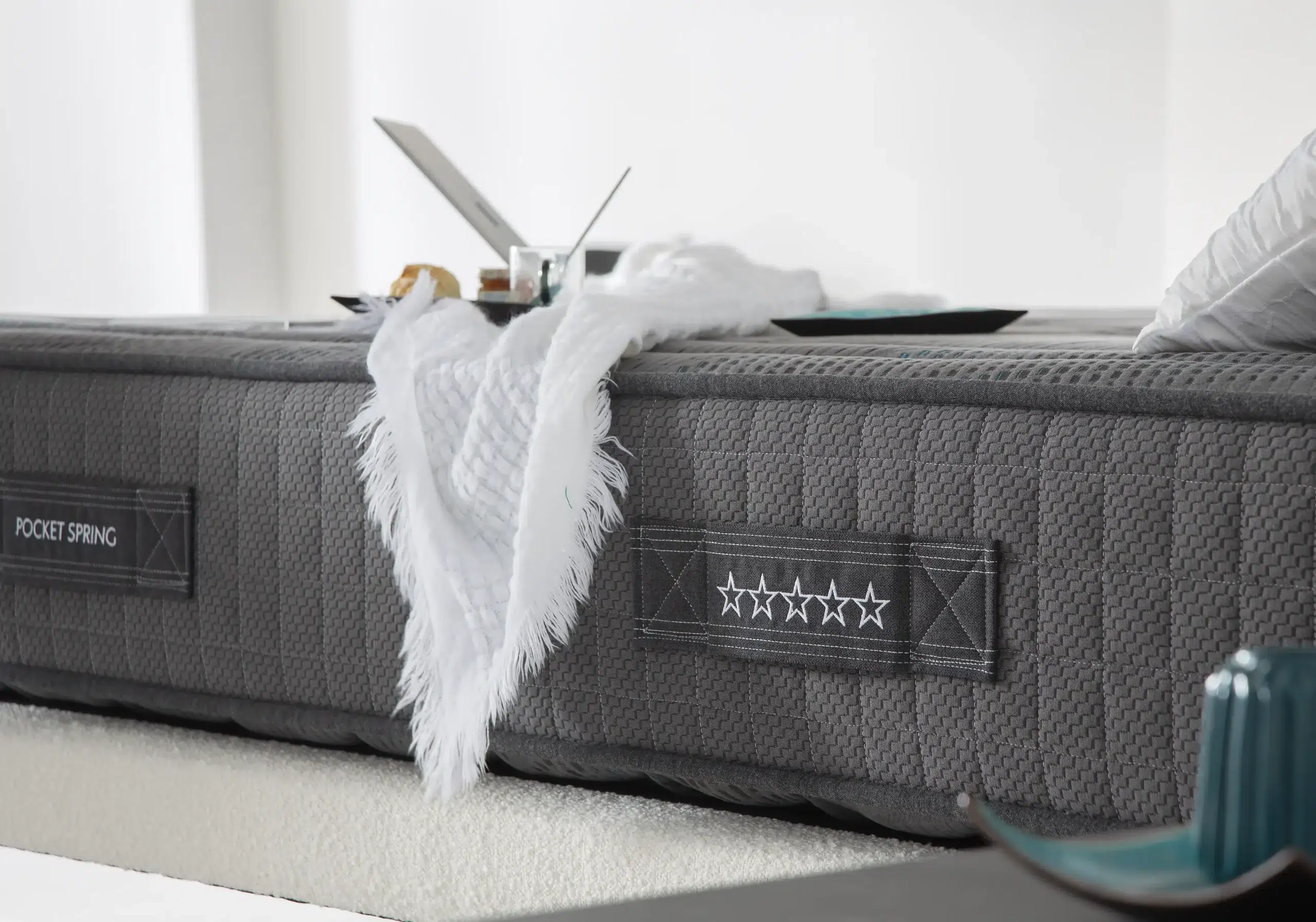 colchon-negro-detalle3-anatomic-tribekka